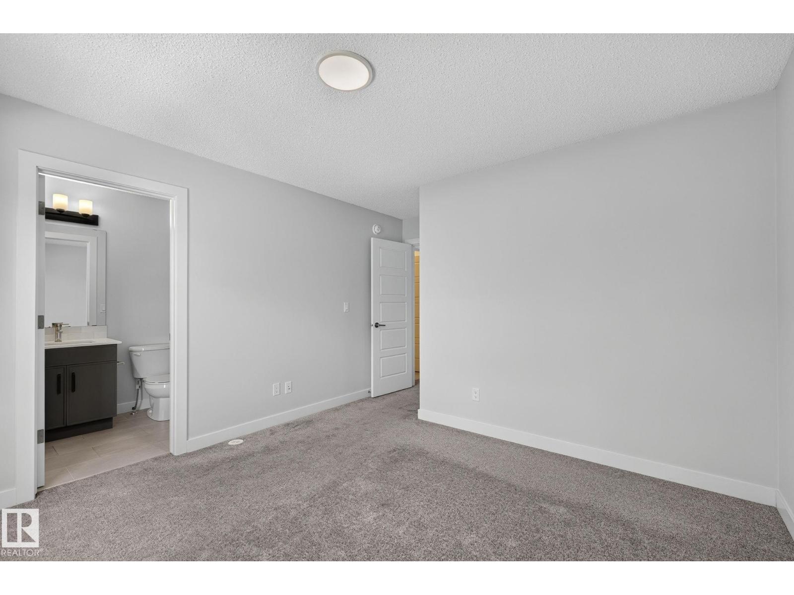 #33 11910 35 AV SW - Image 28