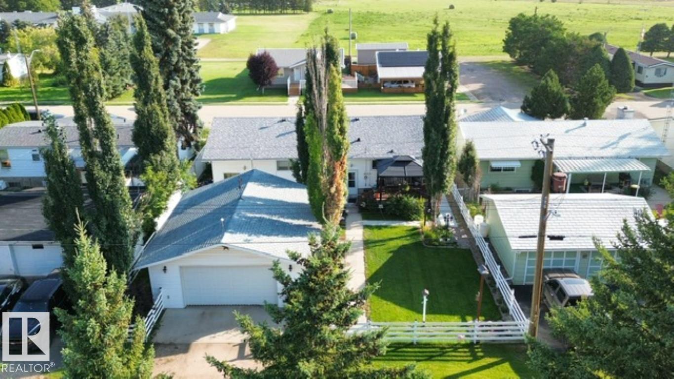 4805 53ave - 34