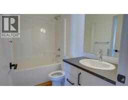 19 Ian Way, Sylvan Lake, AB T4S0W5 Photo 14