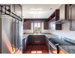 34 2375 W Broadway, Vancouver, BC V6K2E6 Photo 12