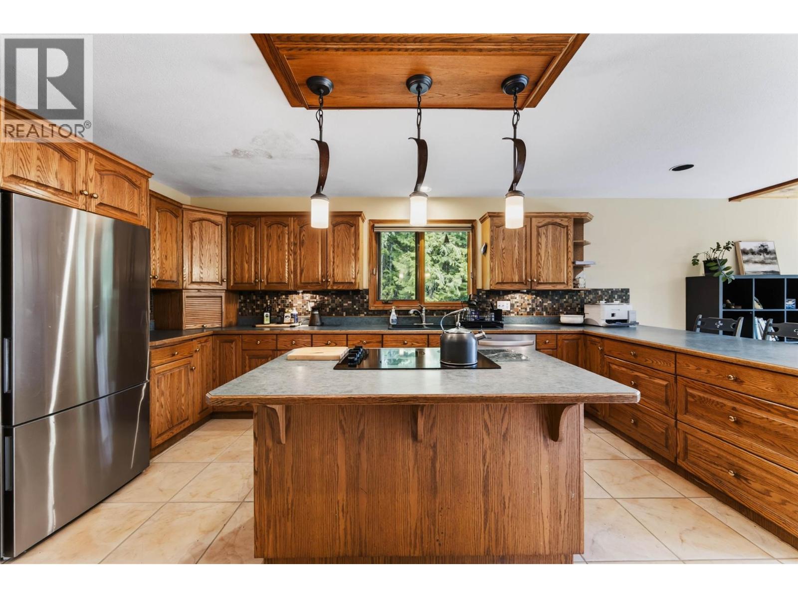 3360 Little Slocan South Road - Image 9