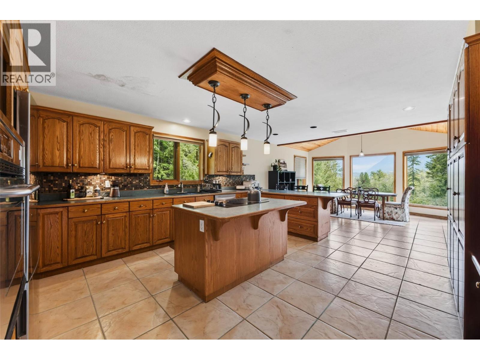 3360 Little Slocan South Road - Image 10