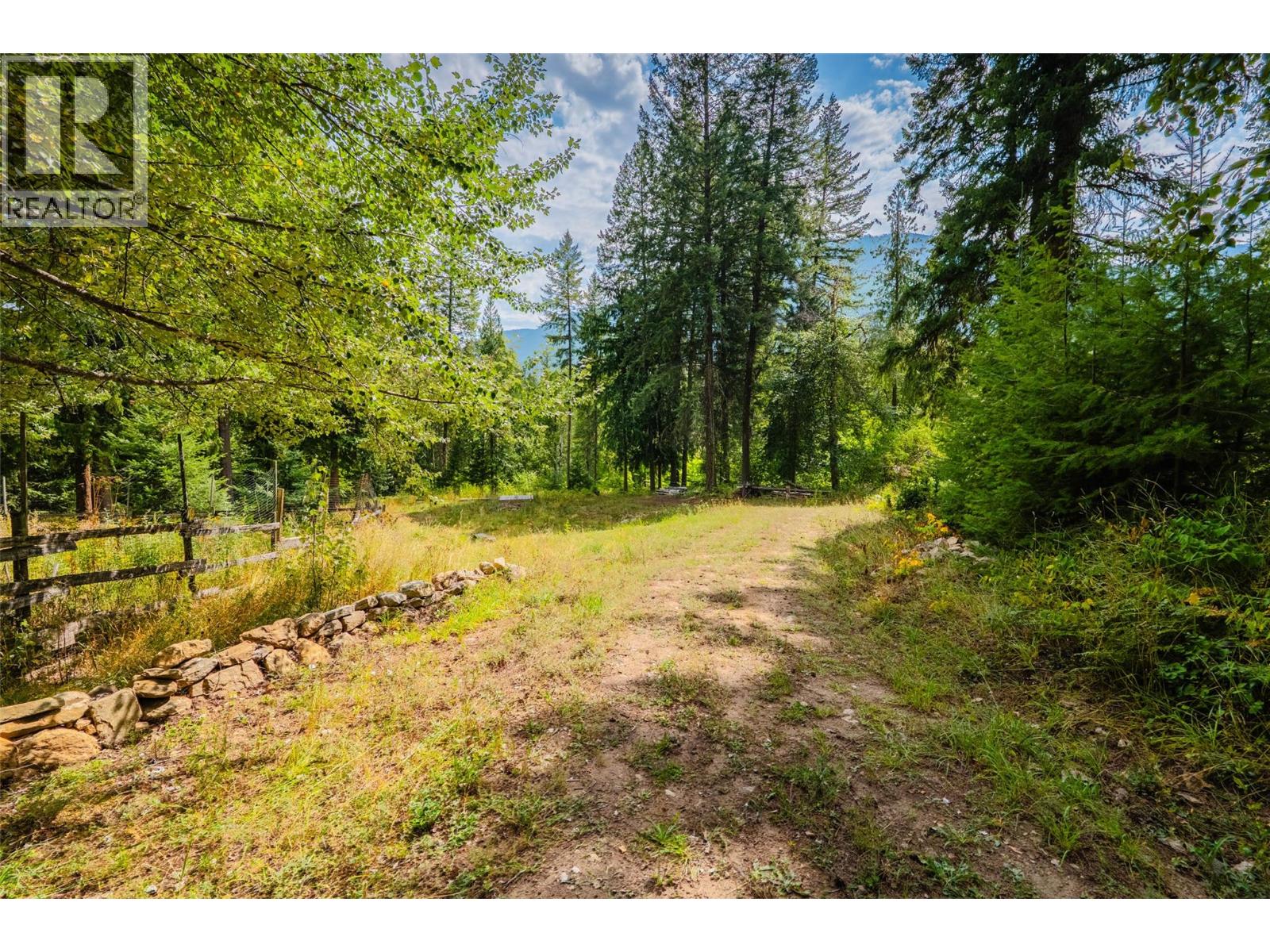 3360 Little Slocan South Road - 55