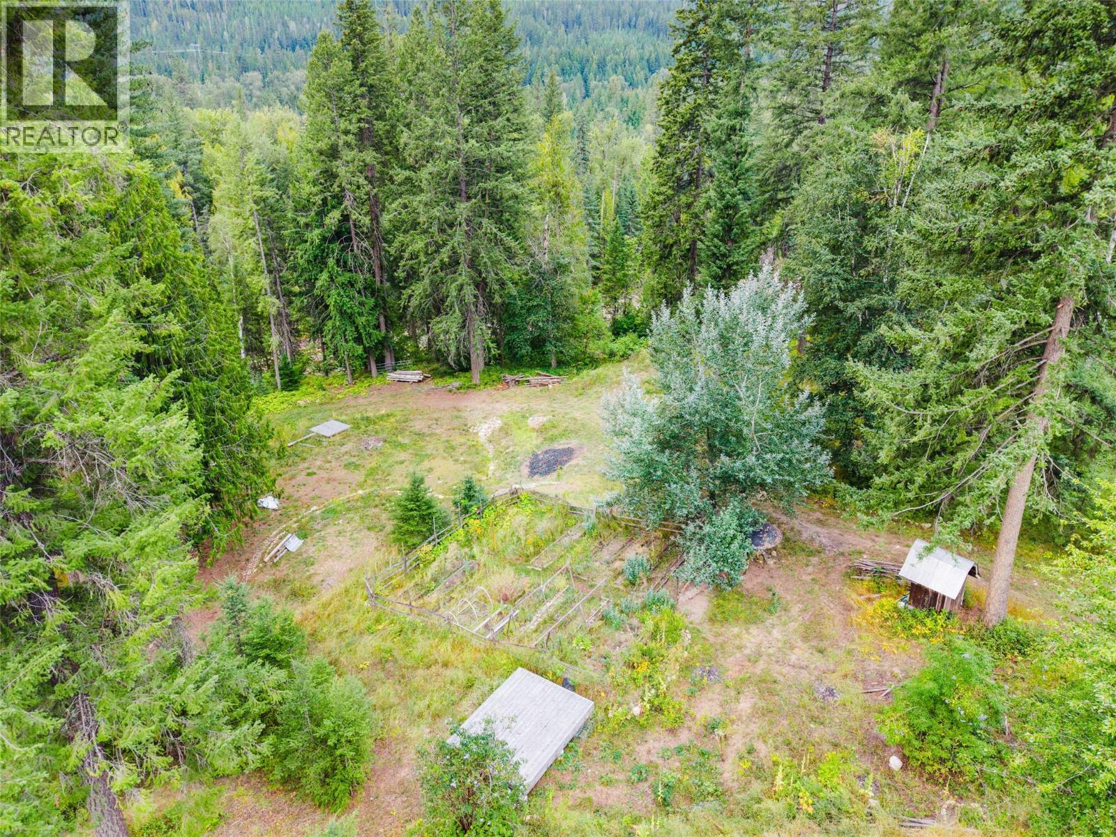 3360 Little Slocan South Road - 85