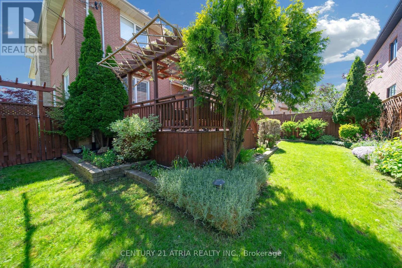 543 QUEENS DRIVE - 46