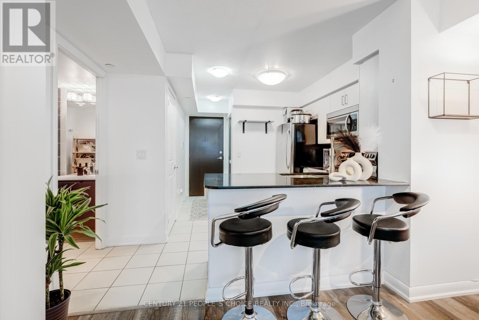 #2005 215 SHERWAY GARDENS ROAD - Image 8
