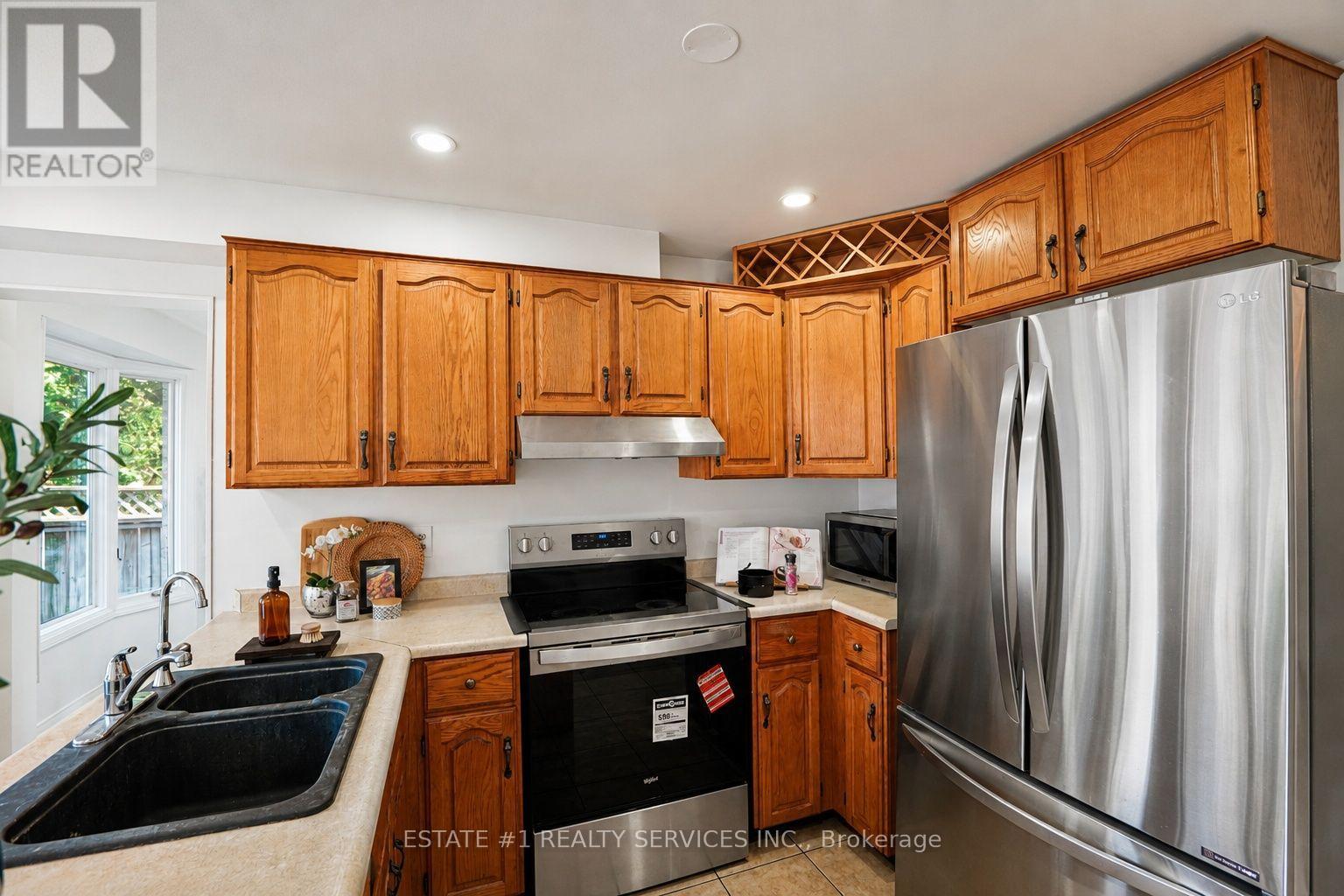 35 GOLDEN MEADOW DRIVE - Image 15