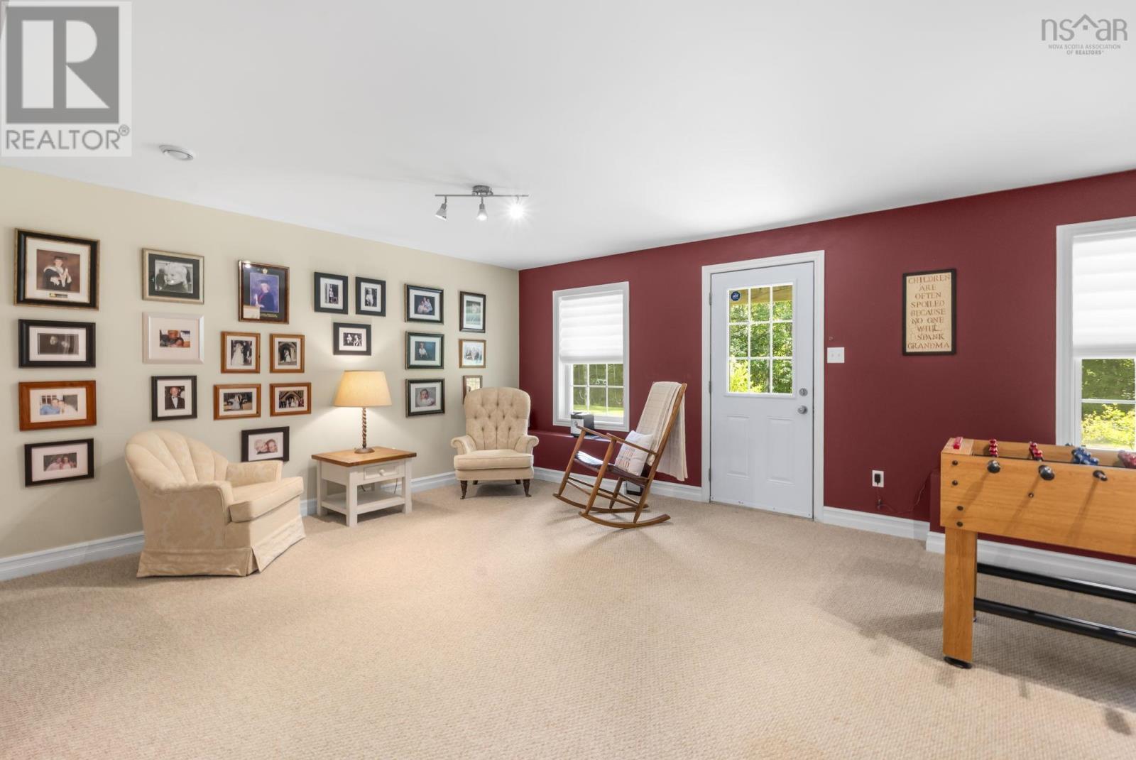 95 Hurshman Drive - Image 25