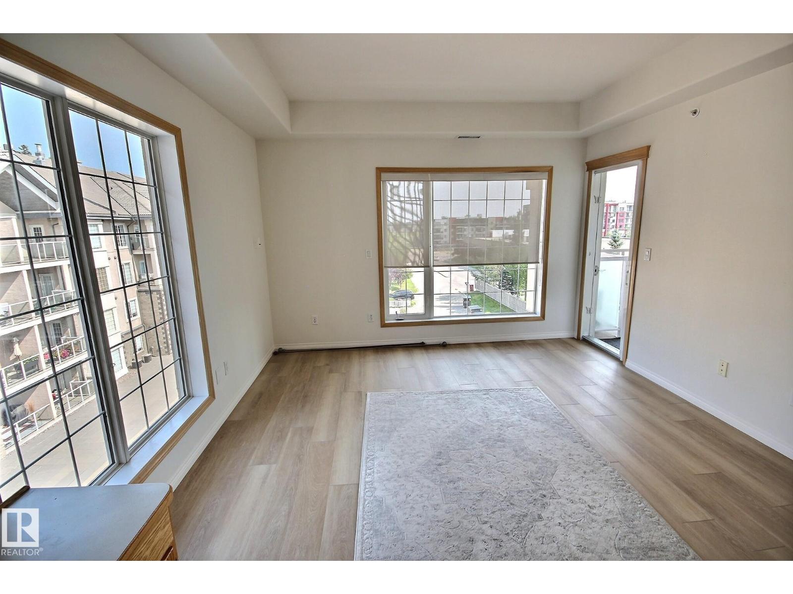 #401 612 111 ST SW - 12