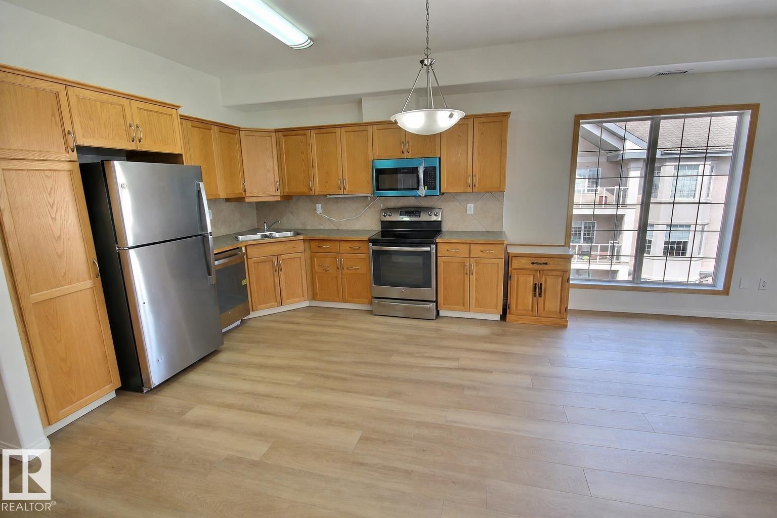 #401 612 111 ST SW - 9