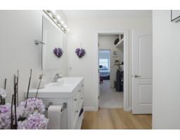 219 13911 70 Avenue, Surrey, BC V3W6B4 Photo 17