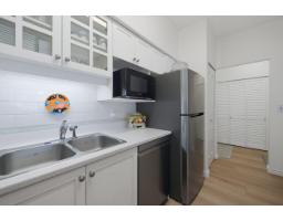 219 13911 70 Avenue, Surrey, BC V3W6B4 Photo 10