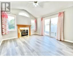 42 Hemlo Crescent, Ottawa, ON K2T1C9 Photo 13