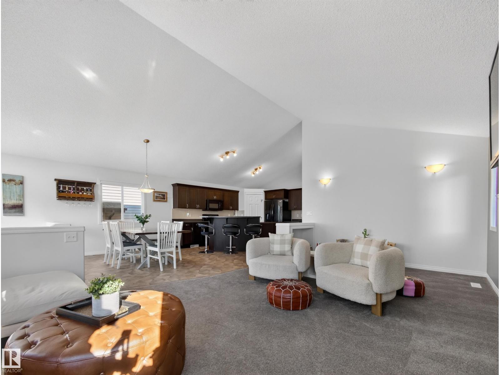 21315 58 AV NW - 10
