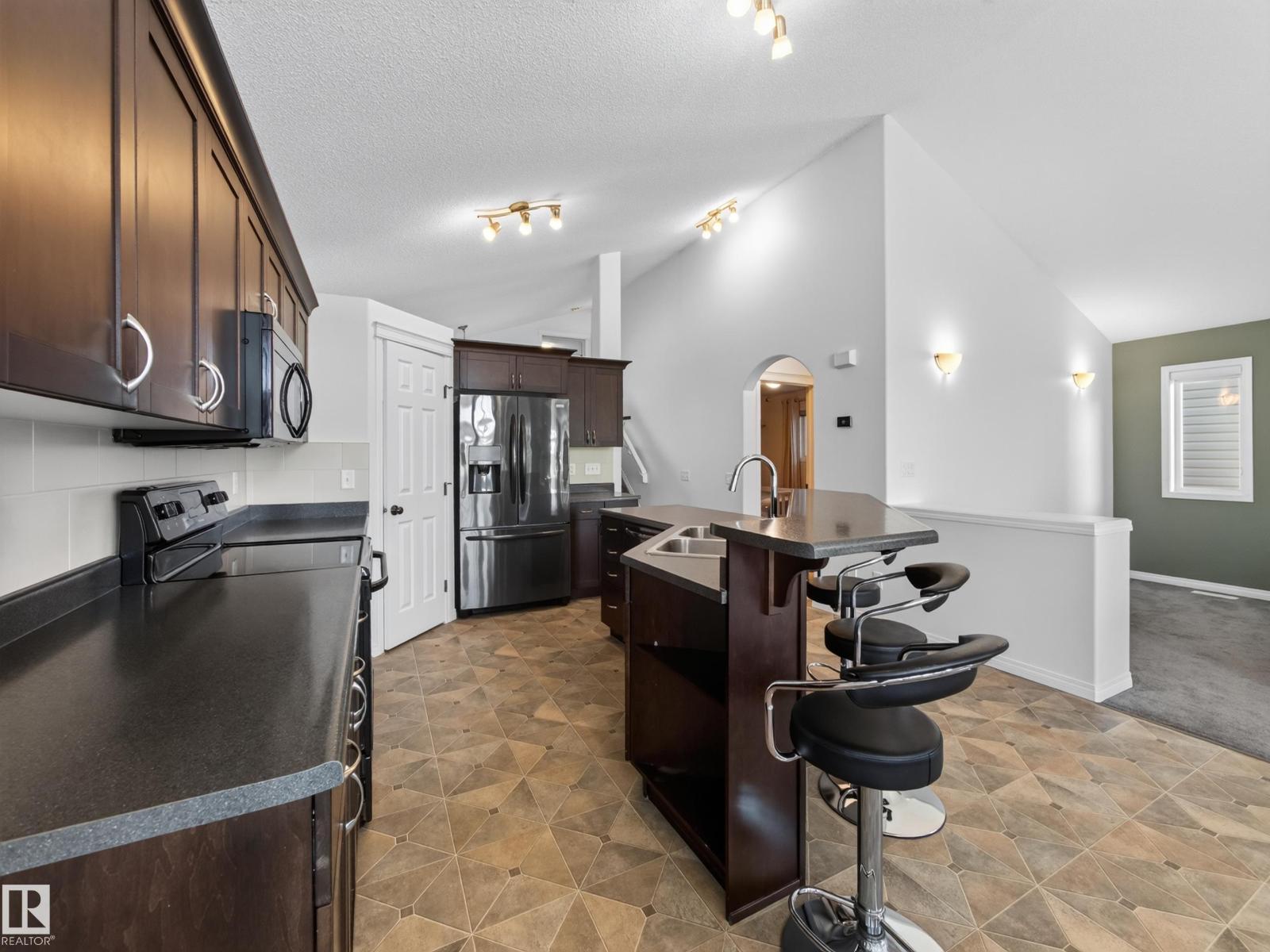 21315 58 AV NW - Image 15