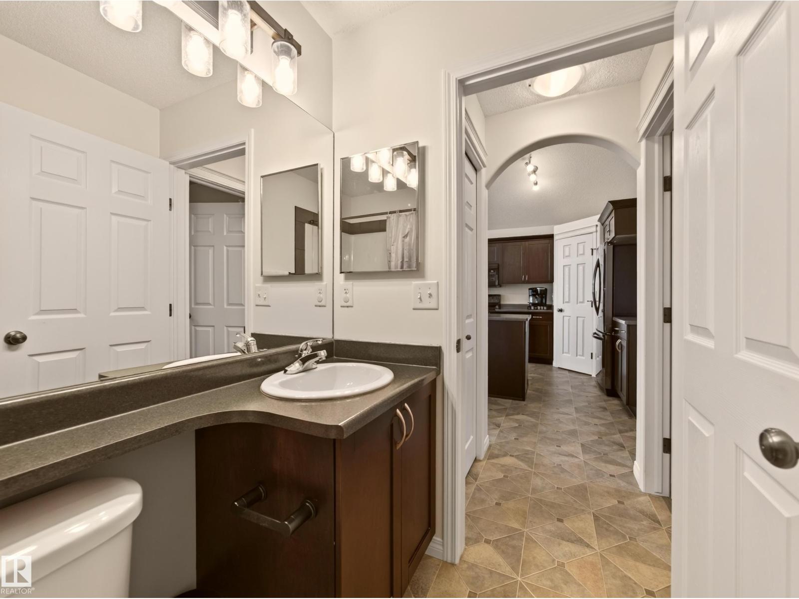 21315 58 AV NW - 32