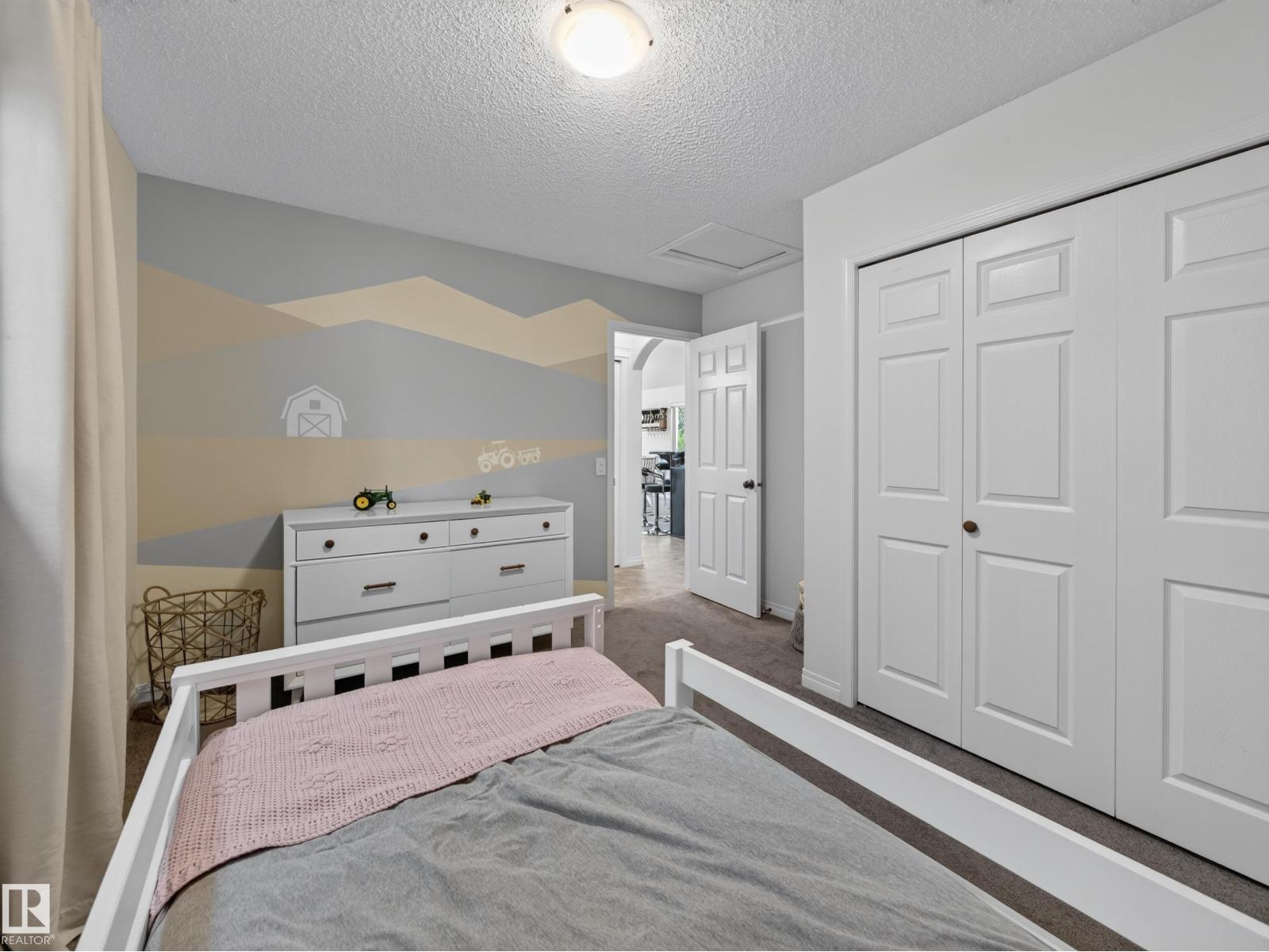 21315 58 AV NW - Image 37