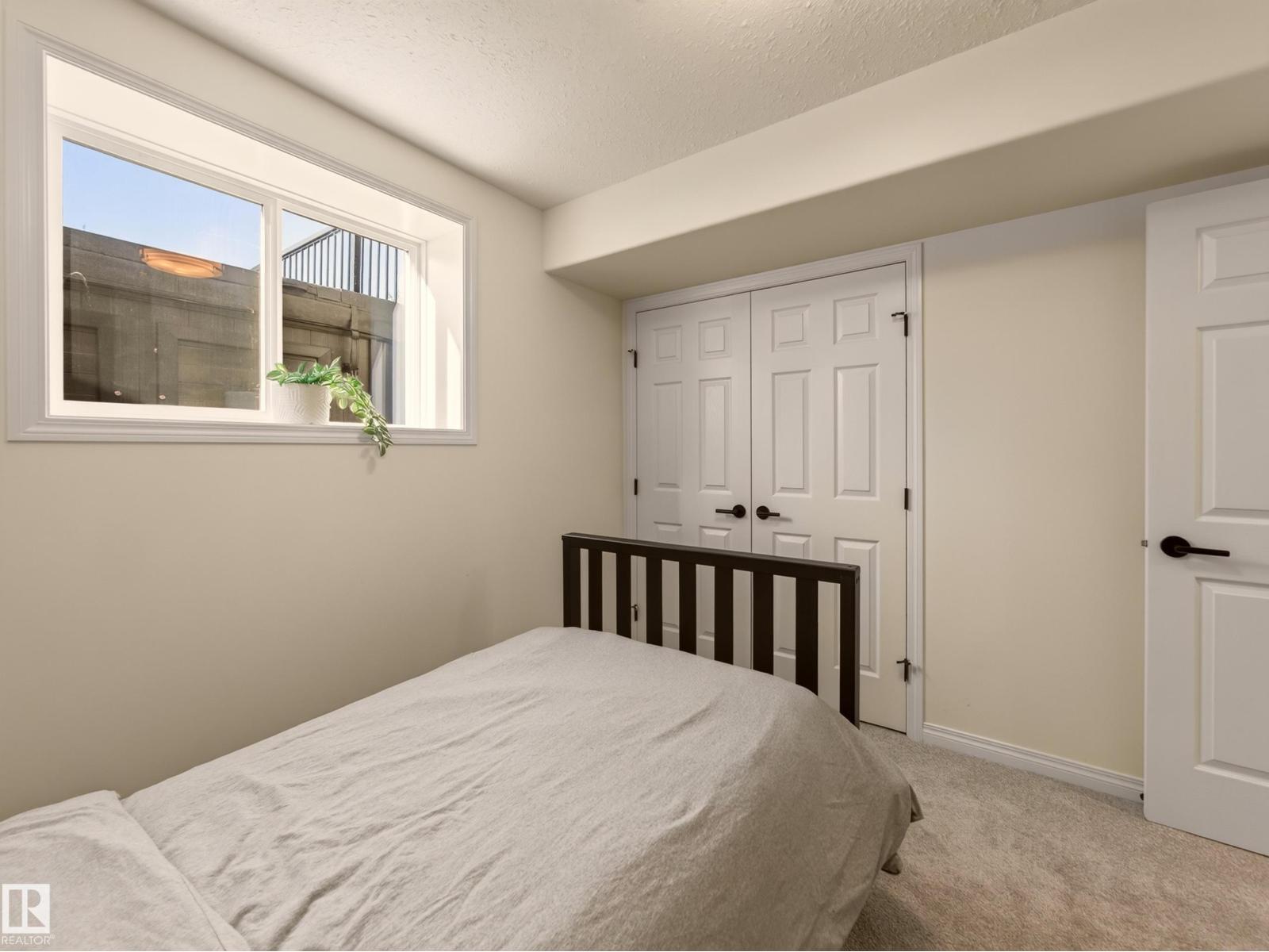 21315 58 AV NW - 44