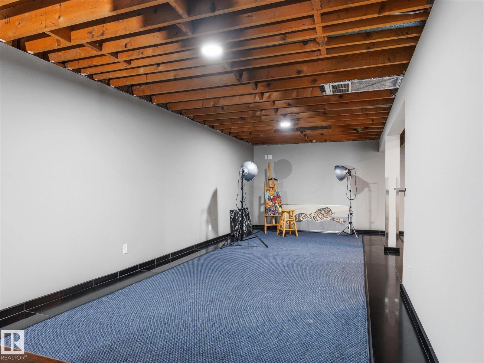 7411 141 AV NW - Image 24