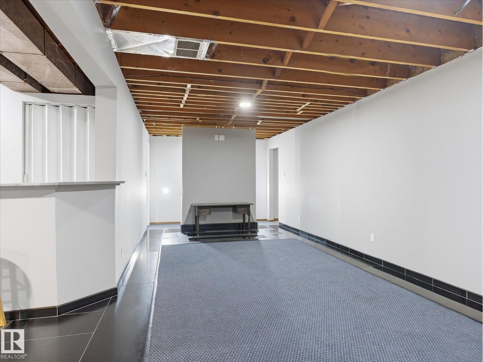 7411 141 AV NW - Image 25
