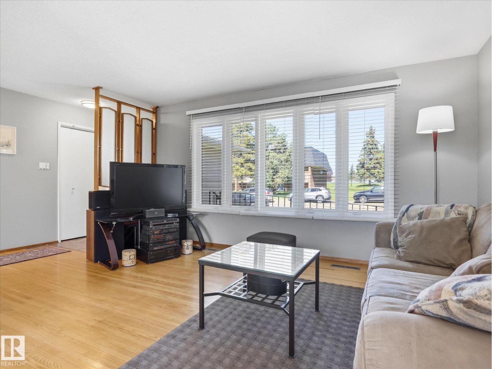7411 141 AV NW - Image 7