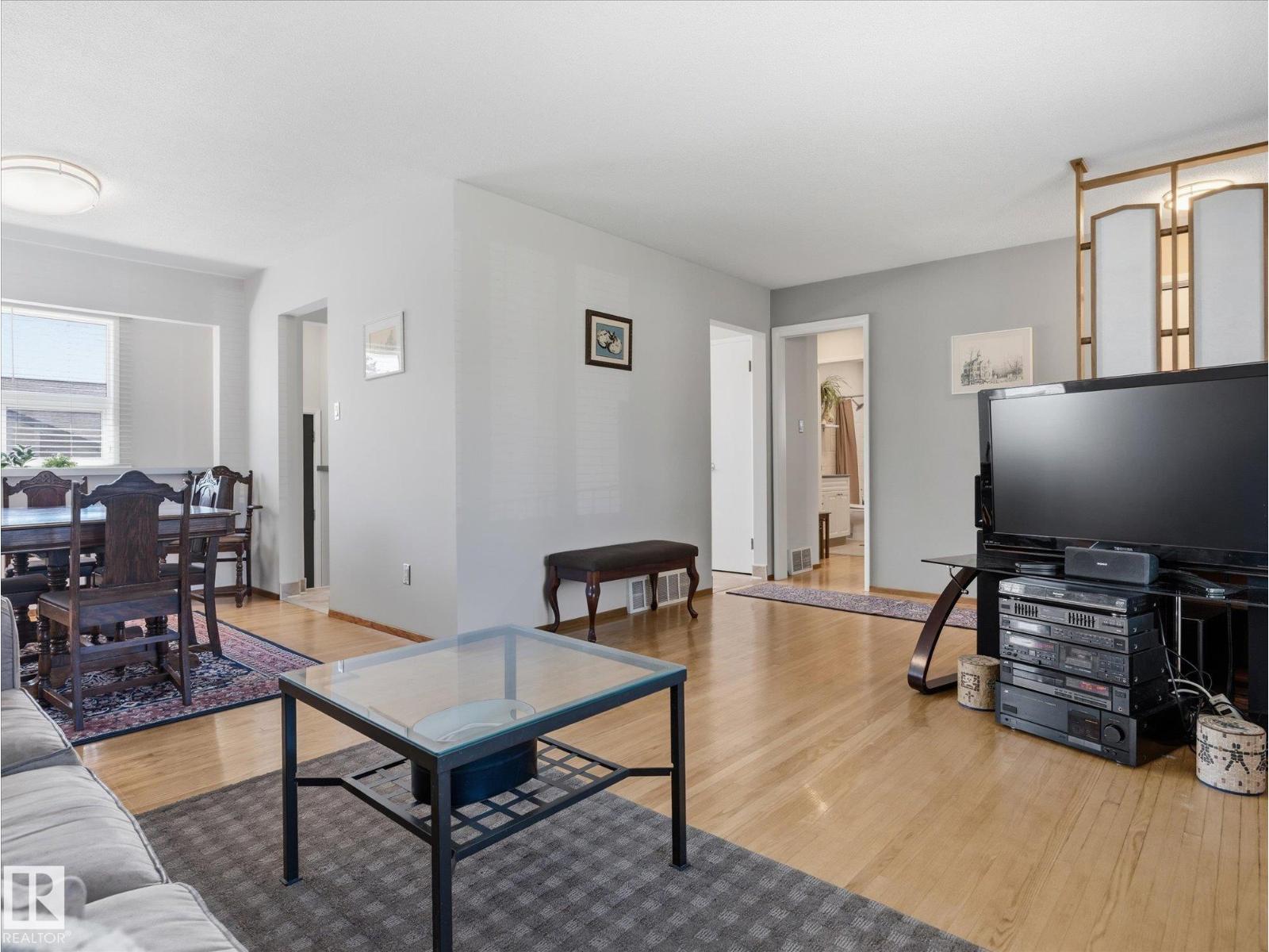 7411 141 AV NW - Image 8