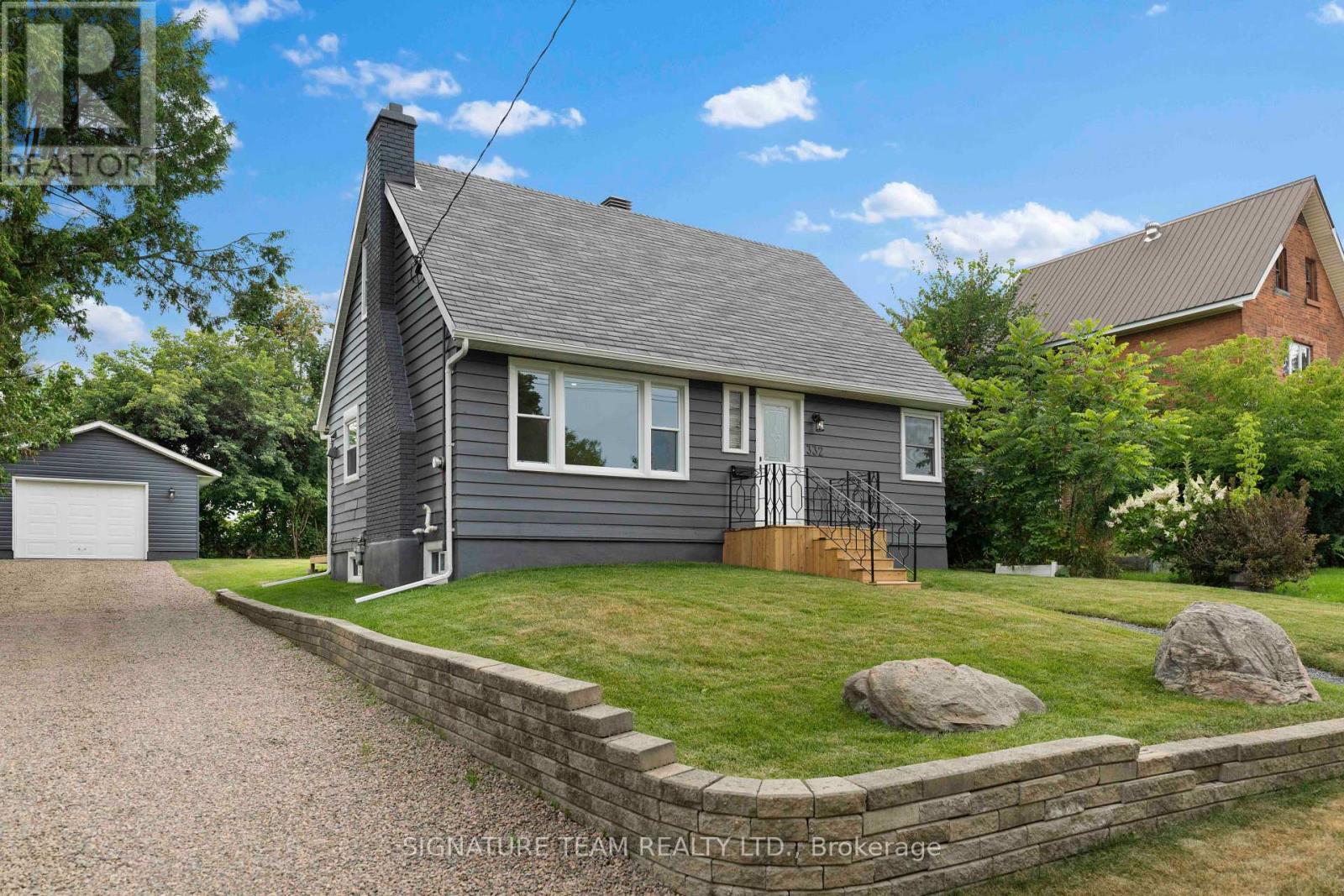 332 ALFRED STREET - 1
