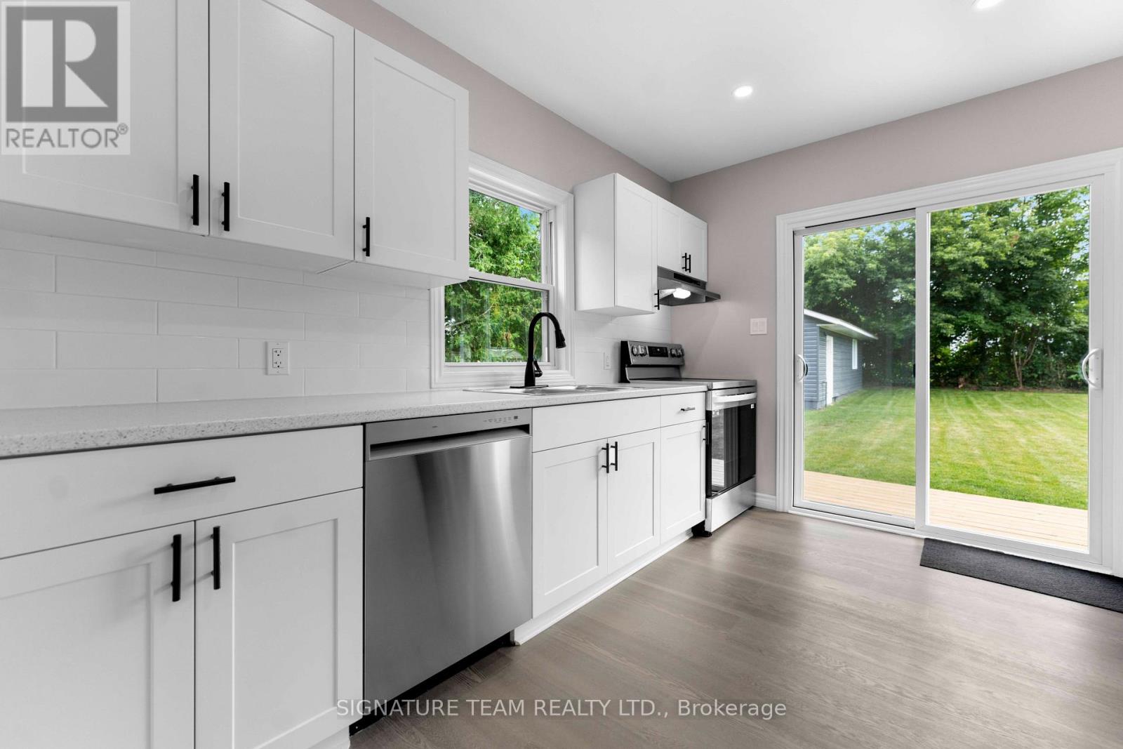 332 ALFRED STREET - 20