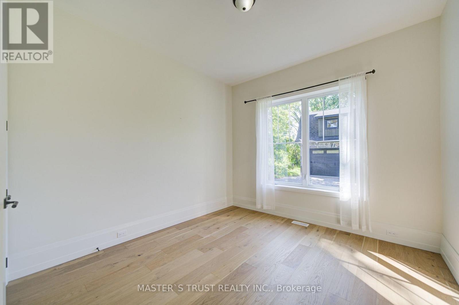 1109 2ND LINE - Image 25