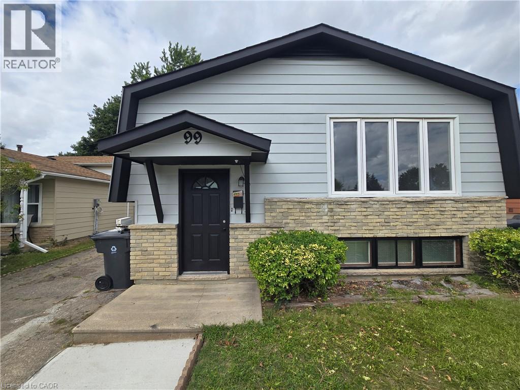 99 CLUTHE Crescent - 1