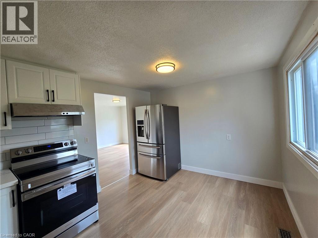 99 CLUTHE Crescent - Image 12