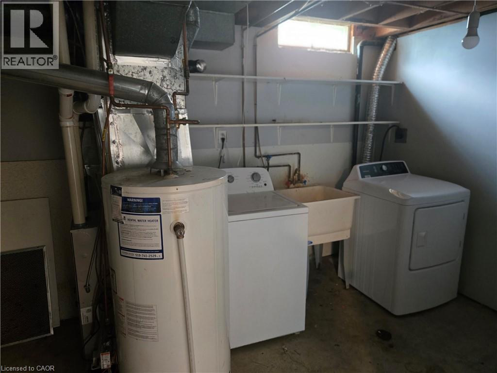 99 CLUTHE Crescent - 26