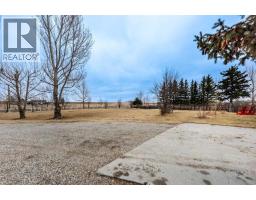 Foyer - 233239 Glenmore View Road, Rural Rocky View County, AB T1X0H3 Photo 8