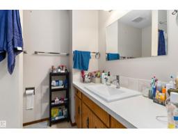 3825/27 53a St, Wetaskiwin, AB T9A2P5 Photo 9