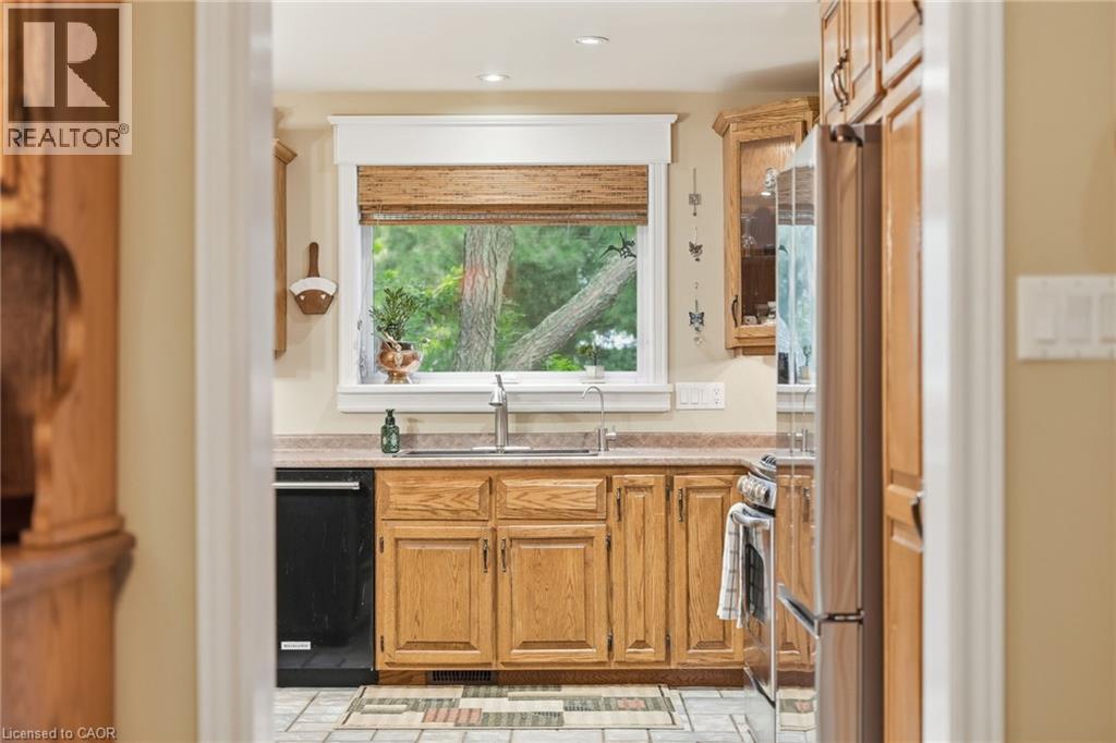 86 ERIE Avenue S - Image 11