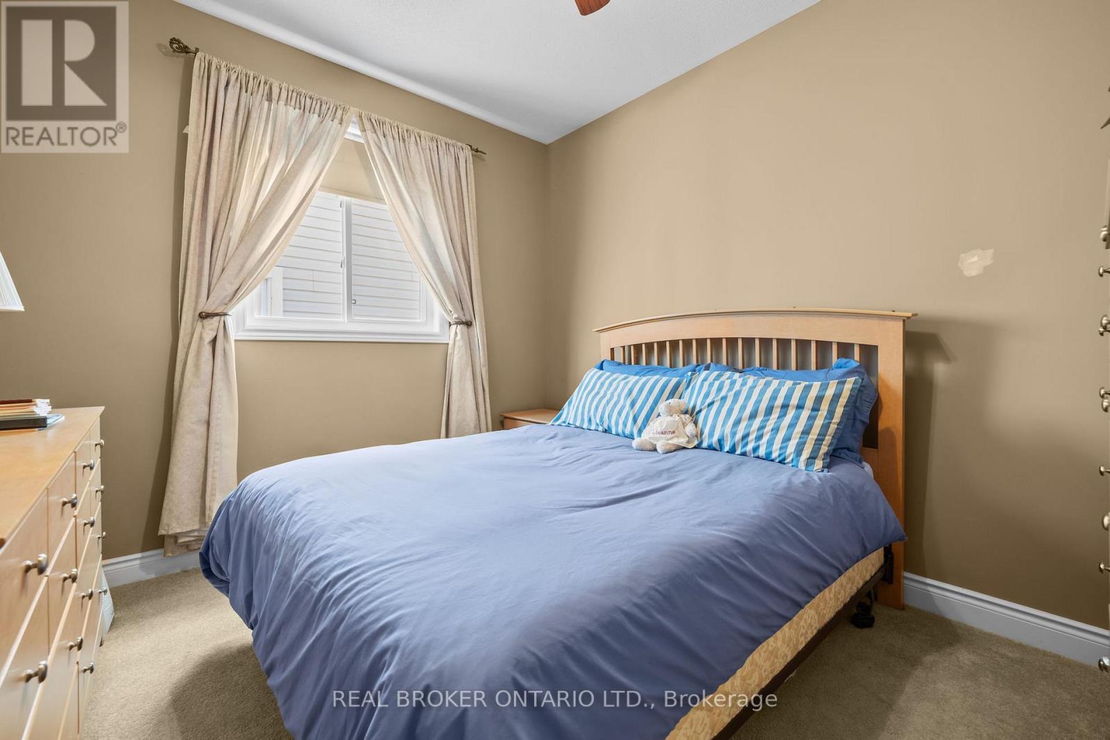 204 HILLPARK HIGH STREET - Image 15