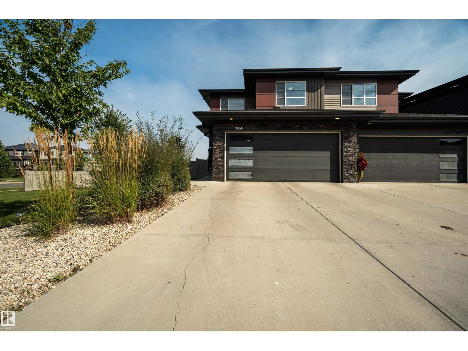 9104 PEAR DR SW - 39