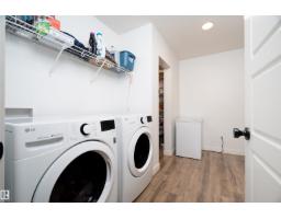 9104 Pear Dr Sw, Edmonton, AB T6X2N7 Photo 13