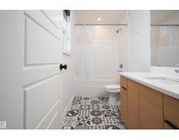 9104 Pear Dr Sw, Edmonton, AB T6X2N7 Photo 24