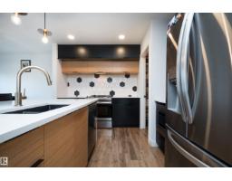 Bedroom 3 - 9104 Pear Dr Sw, Edmonton, AB T6X2N7 Photo 6