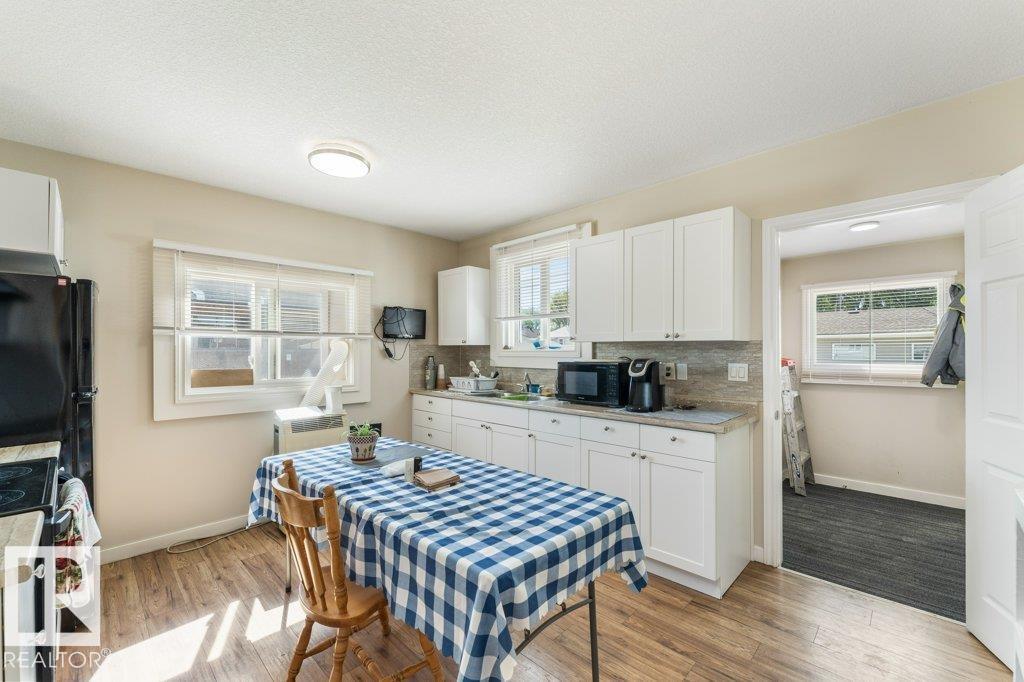 12106 77 ST NW - 12
