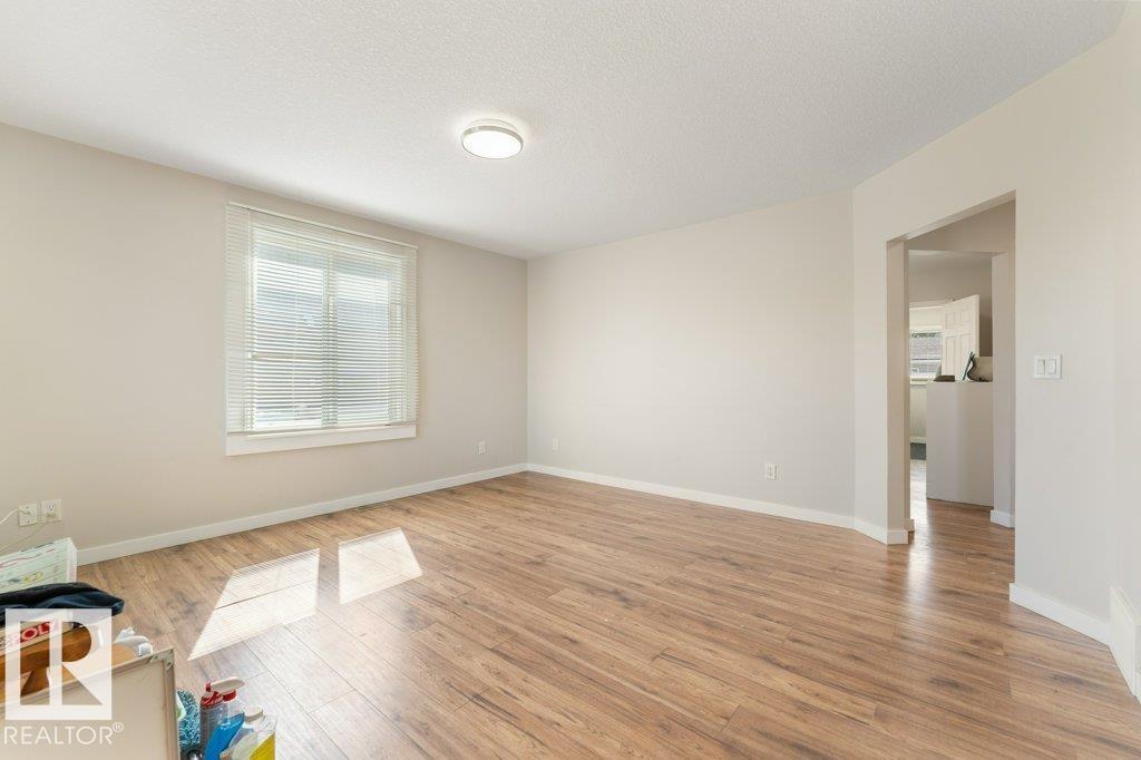 12106 77 ST NW - 18
