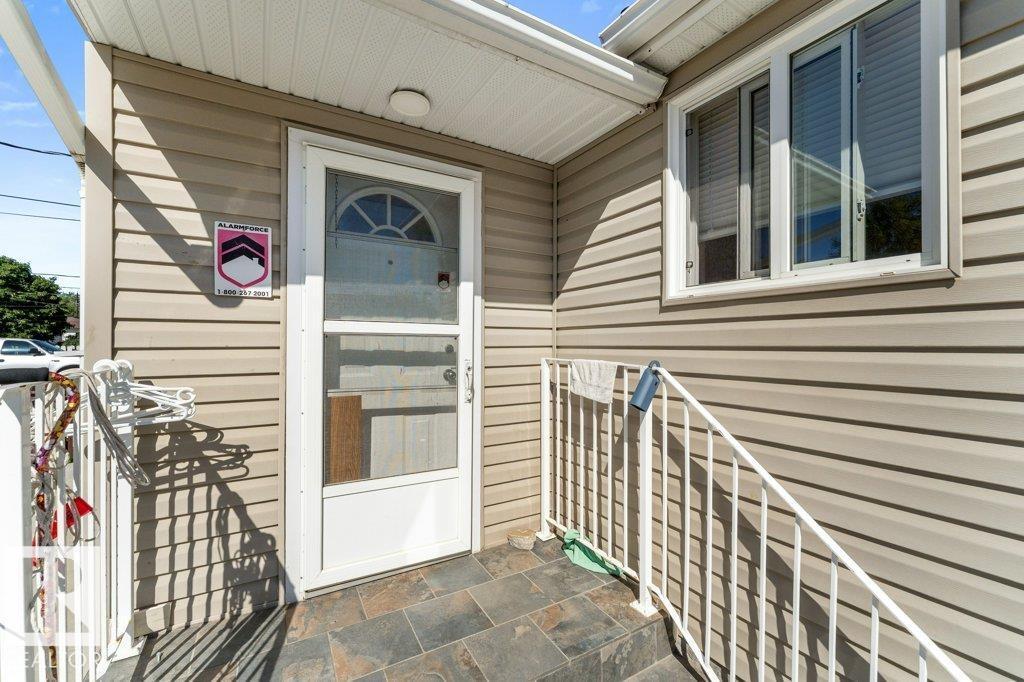 12106 77 ST NW - 39
