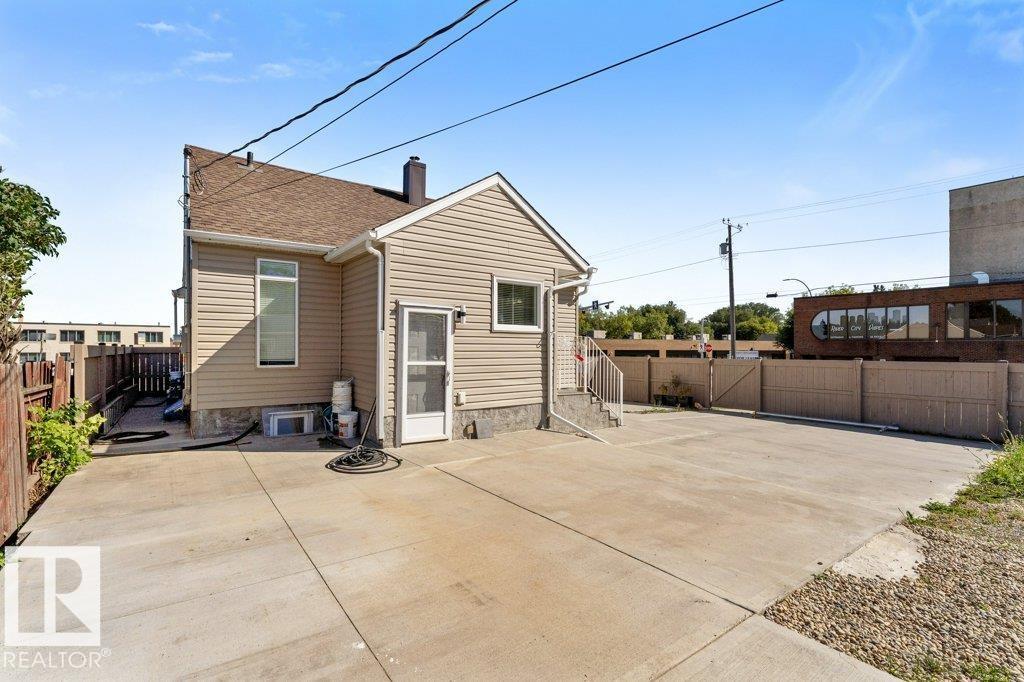 12106 77 ST NW - Image 43
