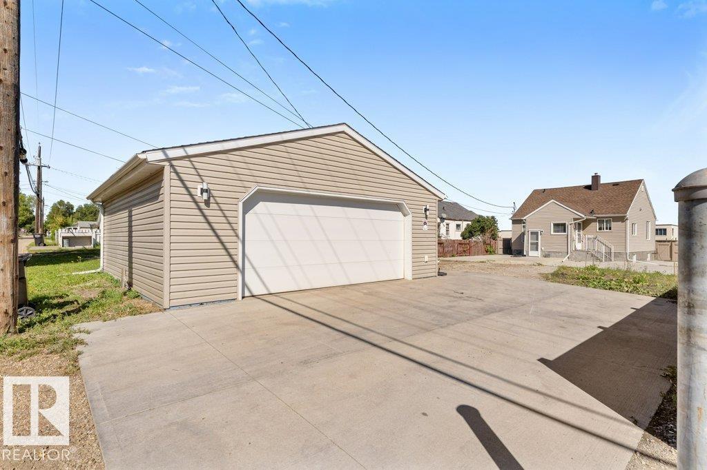 12106 77 ST NW - 48