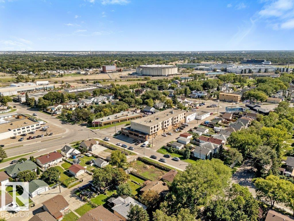 12106 77 ST NW - Image 53
