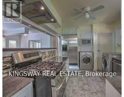 Recreational, Games room - 49 Don Mor Drive, Newmarket, ON L3Y1G8 Photo 7