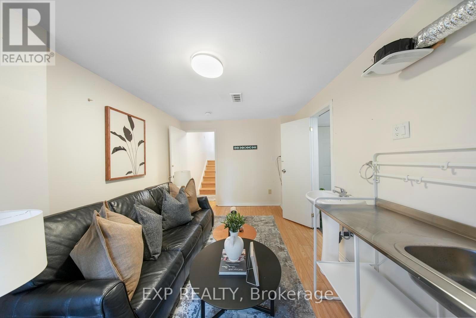 123 BRICKYARD WAY - 24