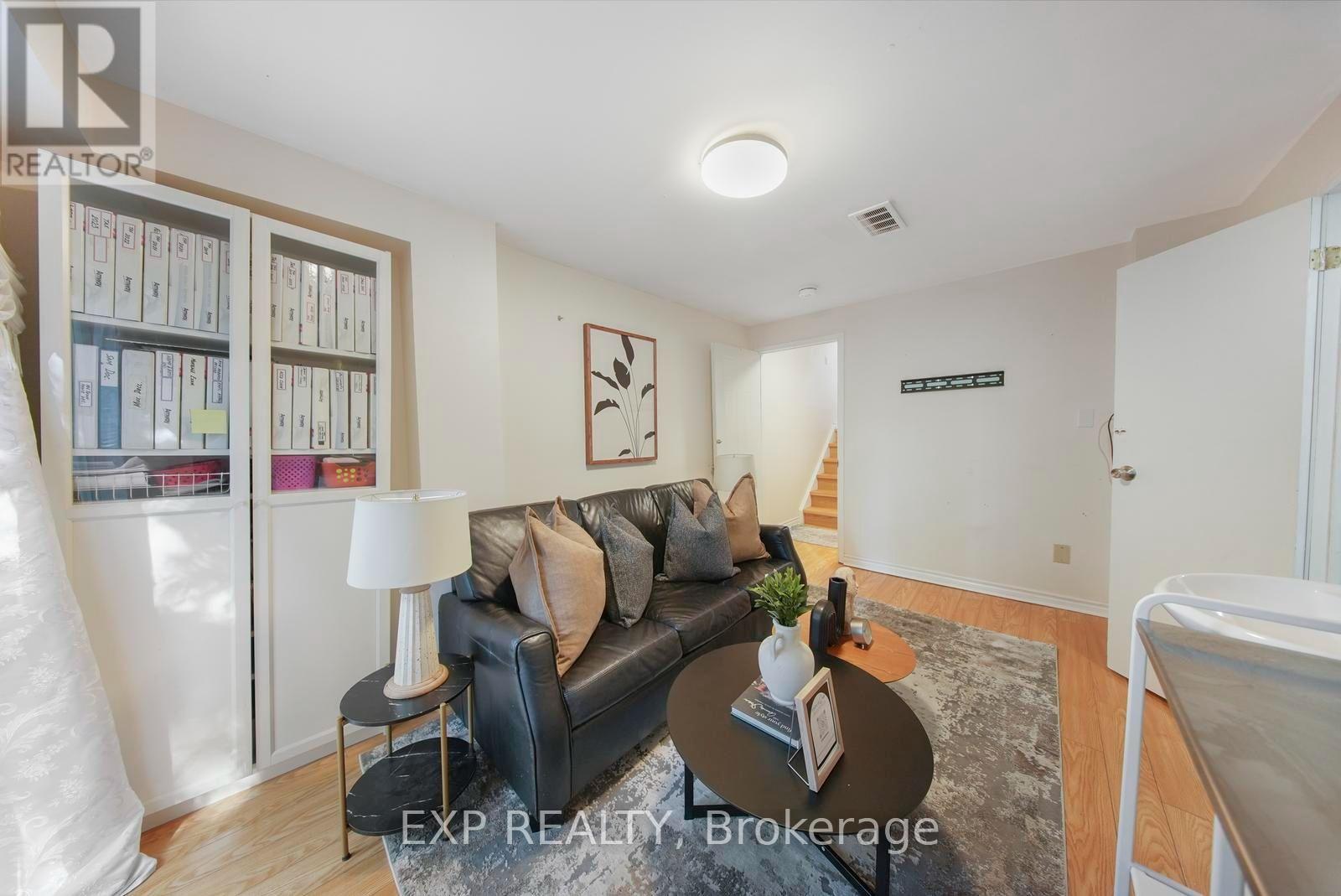 123 BRICKYARD WAY - 25
