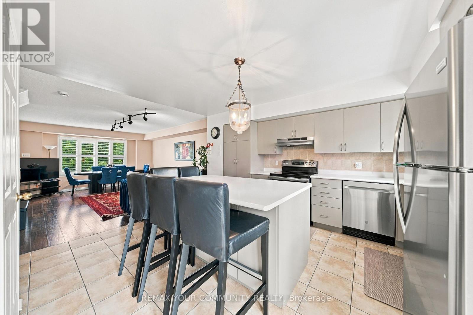 #261 4975 SOUTHAMPTON DRIVE - 13